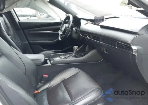 2021 Mazda Mazda3 Premium из США, поврежденный, VIN JM1BPBML8M1330358